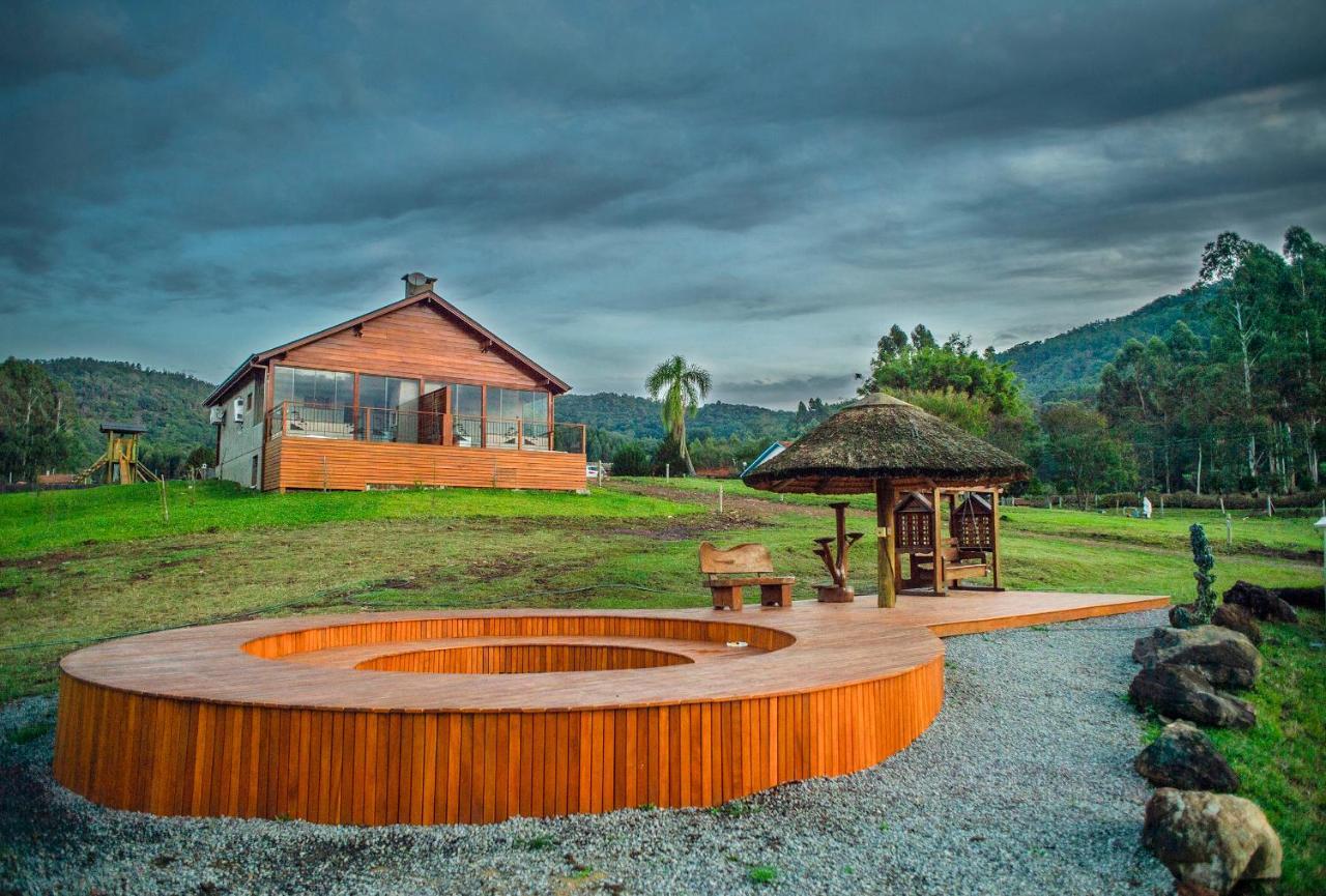 Bangalos Refugio Do Vale Santa Maria do Erval Екстериор снимка